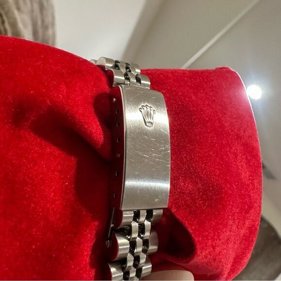 Rolex Datejust Stainless Steel 26mm Silver Roman Dial 79174 Womens - Picture 8 of 11